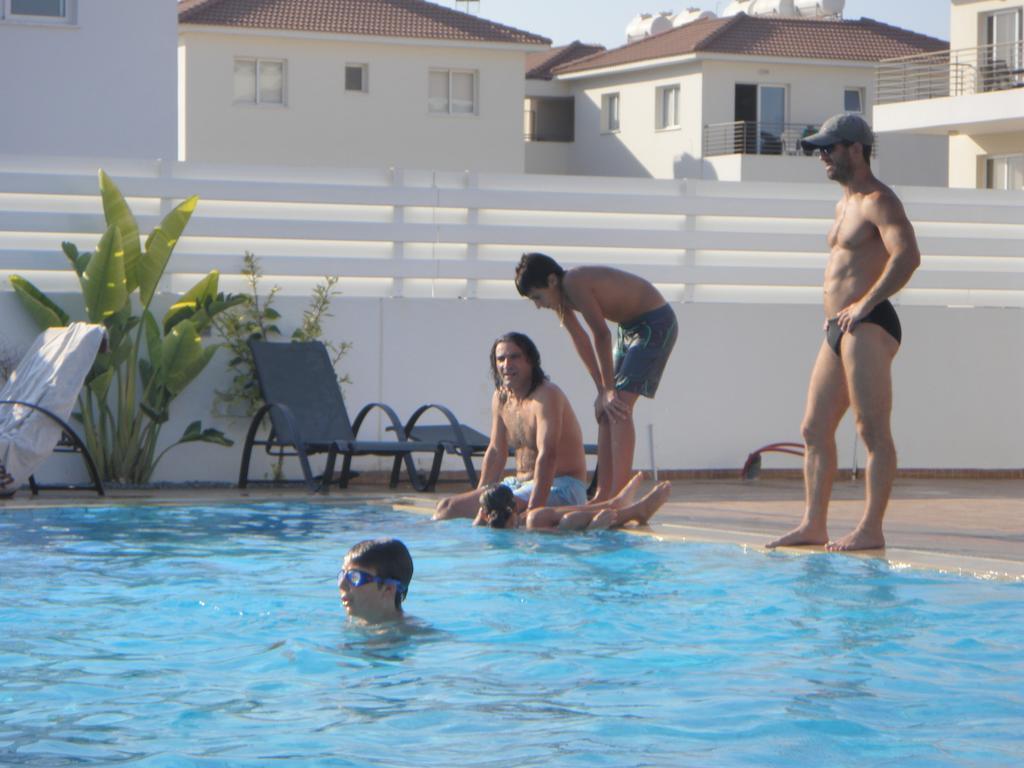 Mythical Sands Resort Ilona Apartment For Families بروتاراس المظهر الخارجي الصورة