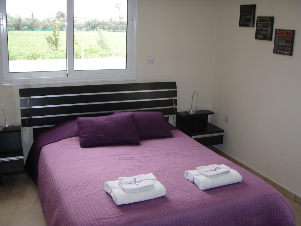 Mythical Sands Resort Ilona Apartment For Families بروتاراس الغرفة الصورة