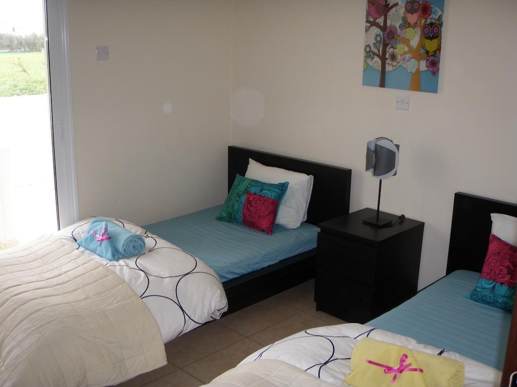 Mythical Sands Resort Ilona Apartment For Families بروتاراس الغرفة الصورة