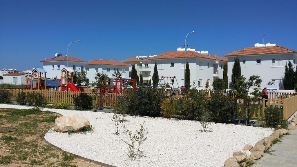 Mythical Sands Resort Ilona Apartment For Families بروتاراس المظهر الخارجي الصورة